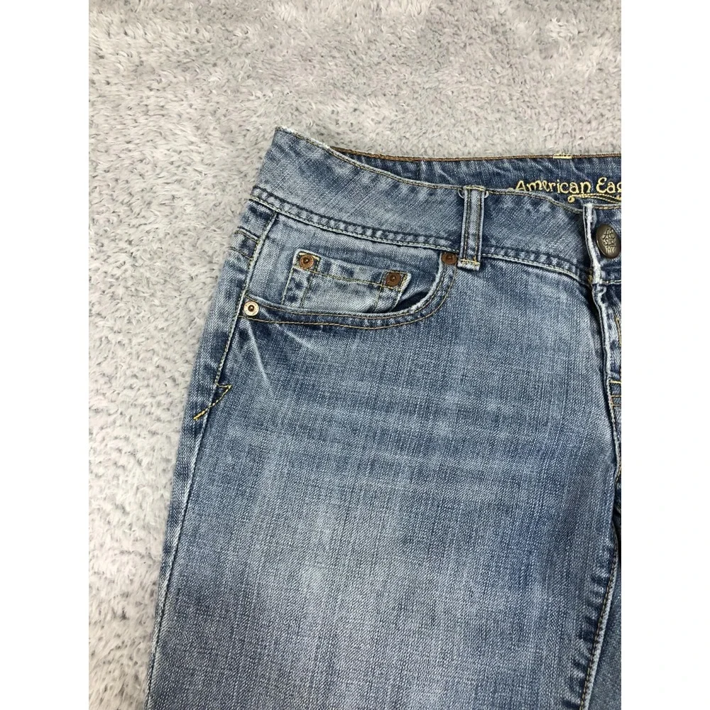 American Eagle Jeans Women's Size 6 (31x32) Artist Flare Leg Distressed Blue